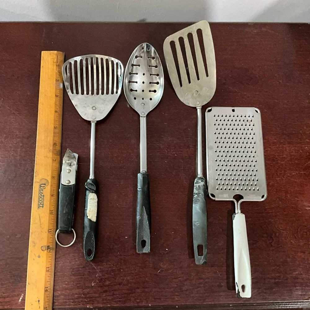 Lot of 5 Vintage Ecko Utensils Grater Serving Spoon Kitchamajig